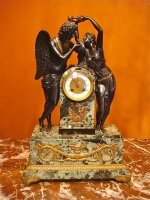 81. Антикварные Часы со скульптурой Влюблённая пара. Из бронзы и мрамора. 19 век. 37х16х53 см. Цена 3800 евро