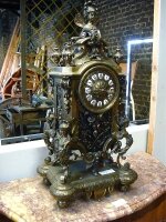 114. Антикварные Каминные часы с канделябрами. 19 век. Высота 70 см. Цена 5000 евро.