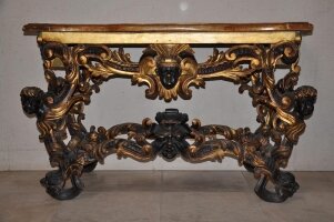 144. Антикварный Консольный столик. Около 1800 г. 89x150x60 см.