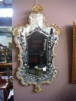 241. Антикварное Венецианское зеркало. 19 век. Рама из травлённого стекла с гравировкой.