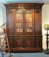 Антикварный Книжный шкаф для кабинета, библиотеки. 1870 г. Ренессанс. 263x208 см. Цена 7800 евро