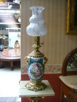 46. Пара антикварный фарфоровых ламп с бронзой. 19 век. Высота 72 см. Цена 3500 евро