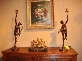 19. Пара антикварных бронзовых скульптур. 19 век. Ввысота: 78 см. Цена 2500 евро.