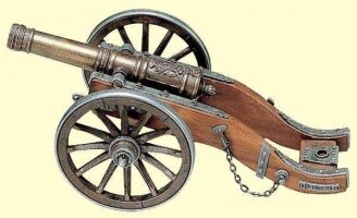 Антикварная Модель пушки армии Наполеона. 18 век. 30x15x13 см. Цена 700 евро