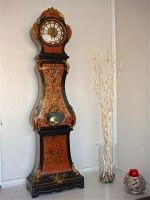 40. Антикварные Напольные часы в стиле Буль. Около 1950 года. 205x60x29 см. Цена 3500 евро.