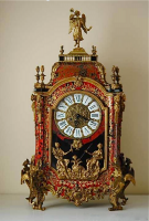 93. Часы Буль. Около 1900 г. 80x47x23 см. Цена 4000 евро