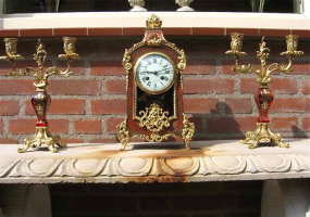 Антикварный Часовой гарнитур в стиле Буль. Около 1867 г. Высота 38 см. Цена 2250 евро