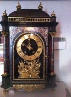 Настольные антикварные часы в силе Буль. 17 век.