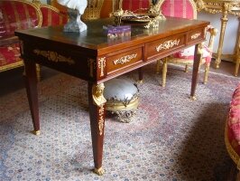 Письменный стол с тремя ящиками. Ампир. Около 1870 г. 149x75x78 см. Цена 6000 евро