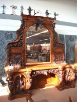 60. Антикварное Большой стол резной с зеркалом. 19 век.