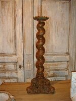 36. Антикварный деревянный Подсвечник. 15-17 век. Высота: 97 см. Цена 1500 евро.